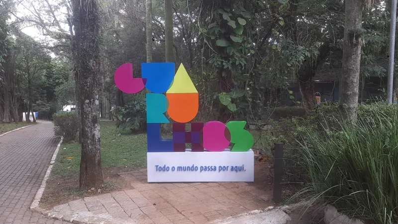 Totens de ACM em Aracília | Guarusign