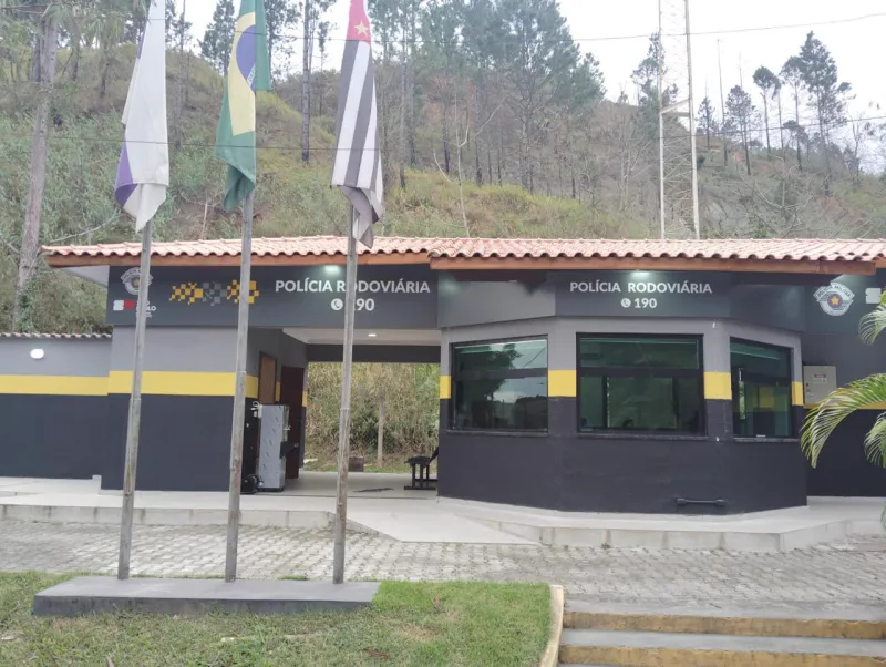 Fachadas em ACM no Monte Carmelo Exemplo 2 | Guarusign
