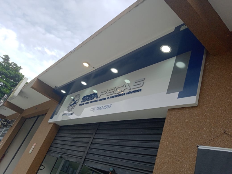 Painéis ACM no Bosque Maia Exemplo 2 | Guarusign