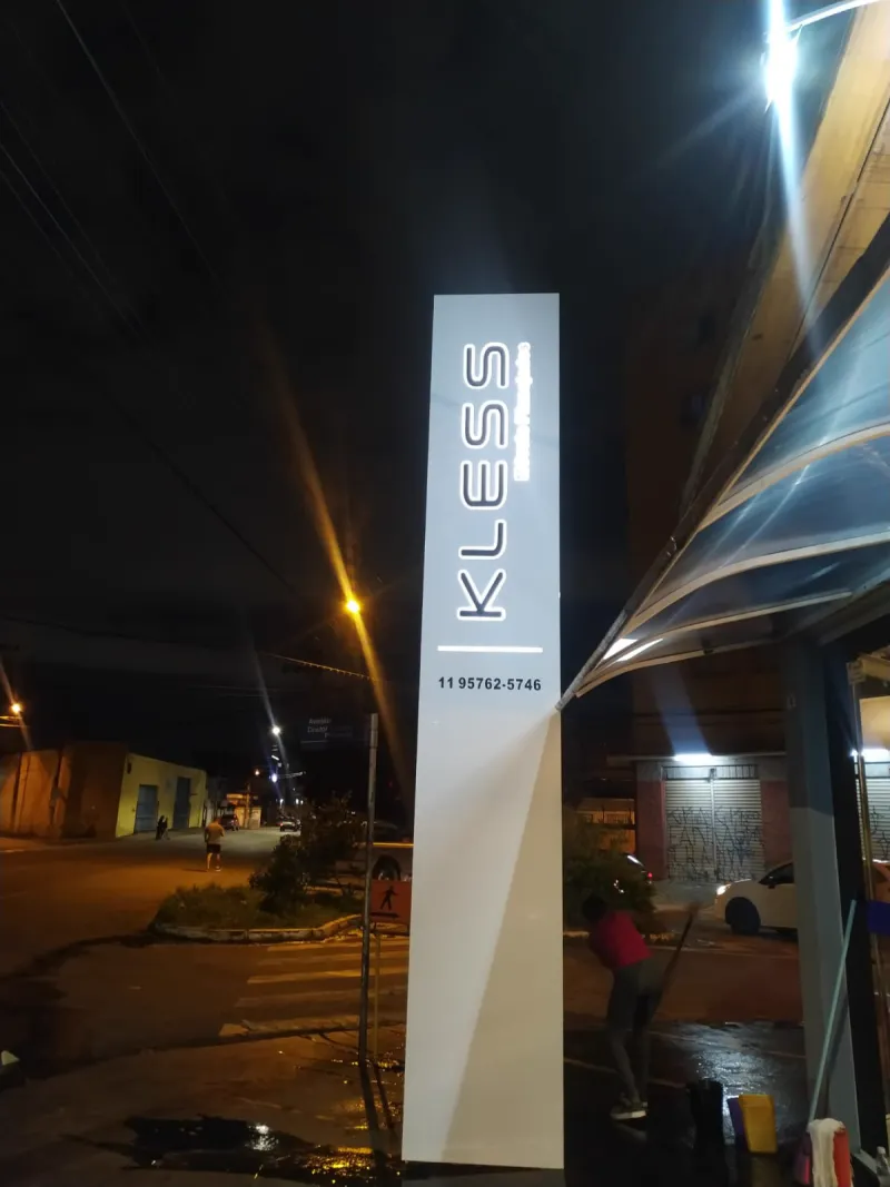 Totens de ACM no Parque Continental Exemplo 3 | Guarusign